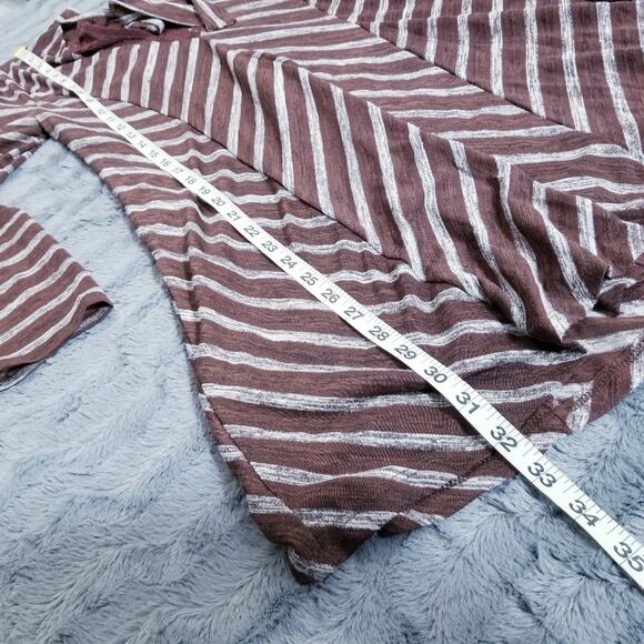 Entro Cut Out Tie back Chevron Print Swing Dress - Picture 7 of 10